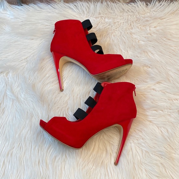 Dollhouse Spyglass Red Open Toe Heels, Size 11 - Picture 9 of 16